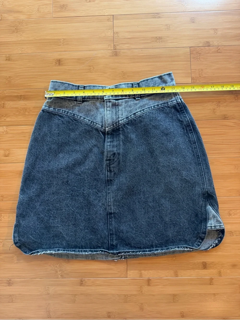 Vintage 80s Sunset Blues by Chic Denim Mini Skirt — High Waist